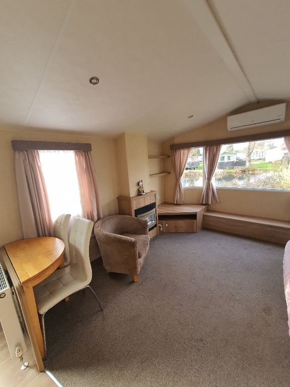 3 bed property for sale in Crow Lane, Little Billing, Northampton NN3