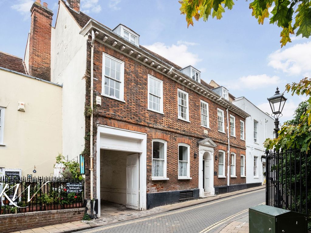 Trinity Street, Colchester CO1  
