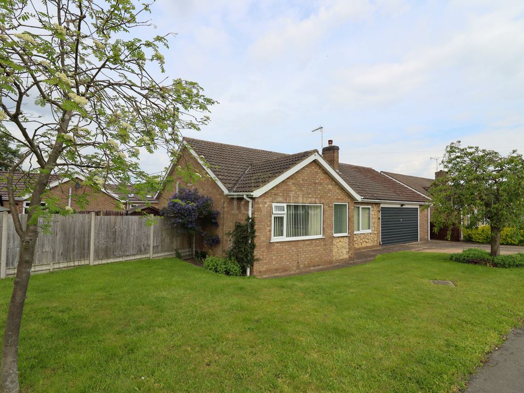 3 bed detached bungalow for sale in Medway Crescent, North Hykeham LN6 Zoopla