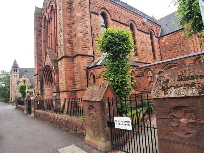 2 bed flat to rent in Queens Drive, Glasgow G42, £1,400 pcm Zoopla