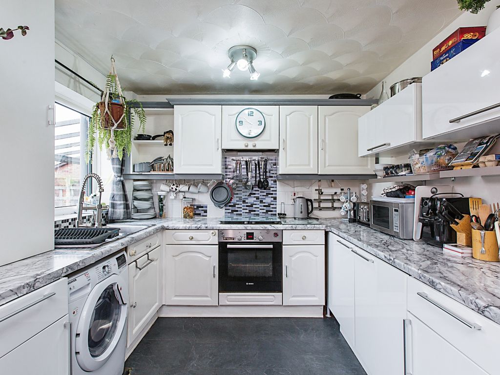 2 bed terraced house for sale in Hill Top Close, Freckleton, Preston