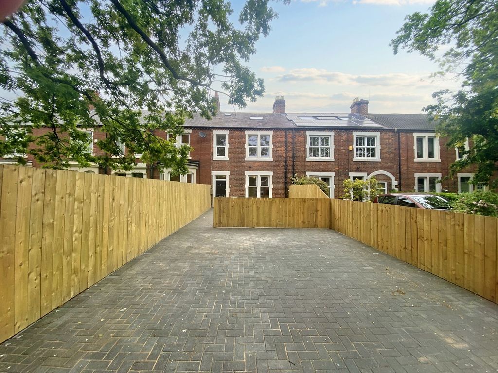 5 bed terraced house for sale in Oakfield Terrace, Forest Hall, Newcastle Upon Tyne NE12 Zoopla
