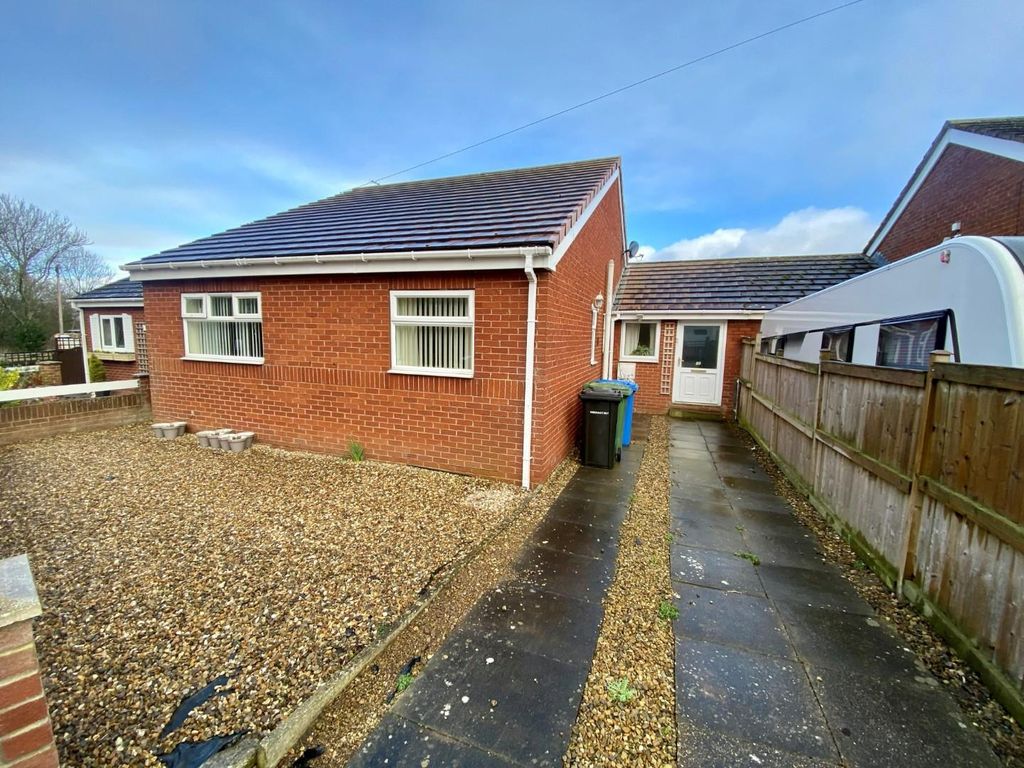 2 bed semidetached bungalow for sale in Southcliffe Drive, Primrose Valley, Filey YO14 Zoopla
