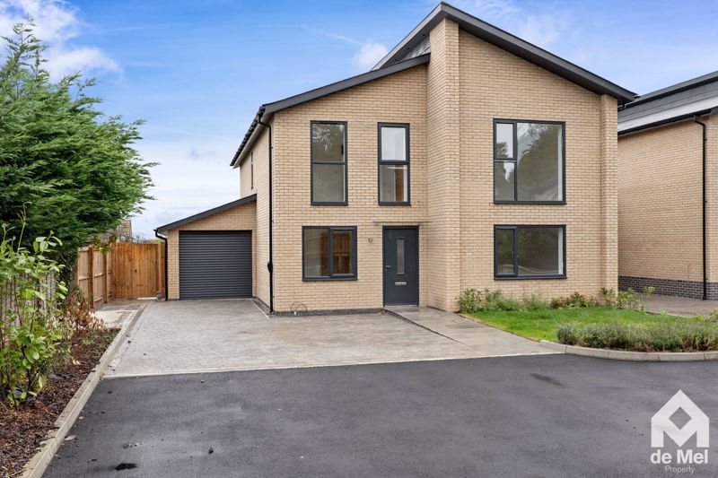 New home, 4 bed detached house for sale in Dunstan Glen, Churchdown, Gloucester GL3, £700,000