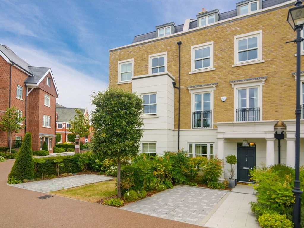 5 bed detached house for sale in Egerton Drive, Isleworth TW7 Zoopla