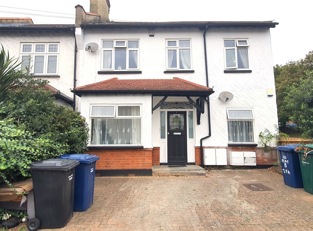 2 bed flat for sale in Falkland Avenue, London N11, £325,000 Zoopla