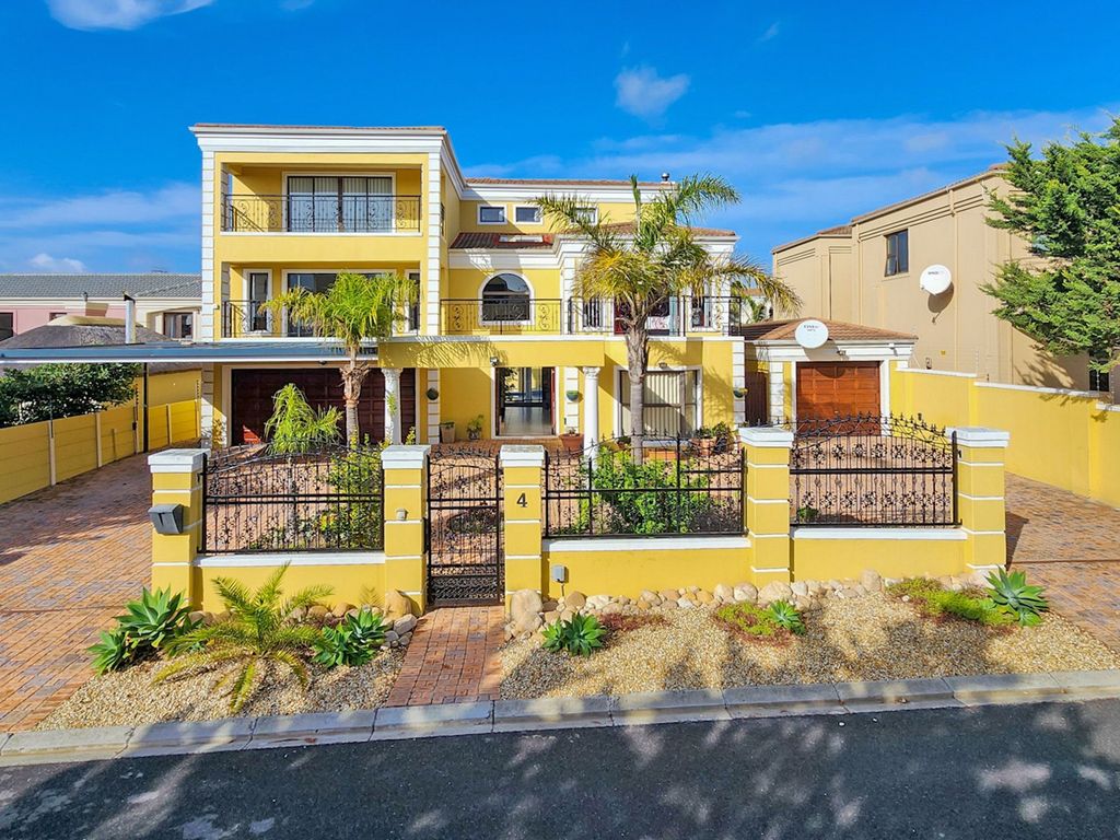 6 bed detached house for sale in 4 Armadale Road, West Beach, Western