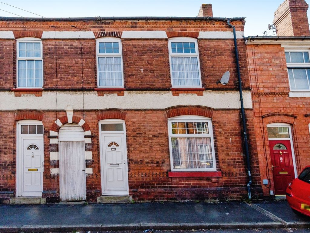 3 bed terraced house for sale in Booth Street, Darlaston, Wednesbury