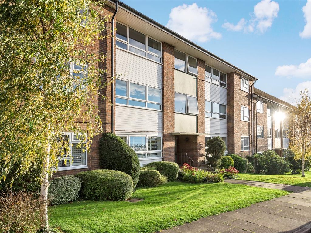 2 bed flat for sale in Byron Hill Road, HarrowOnTheHill, Harrow HA2