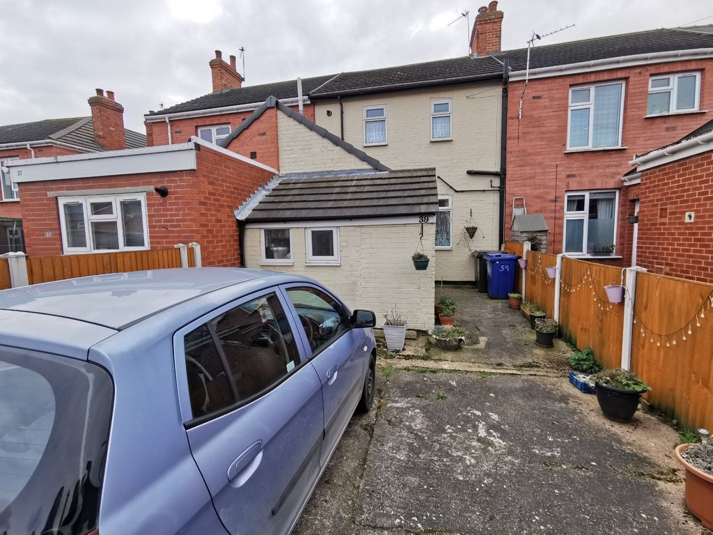 3 bed terraced house for sale in South Street, Highfields, Doncaster