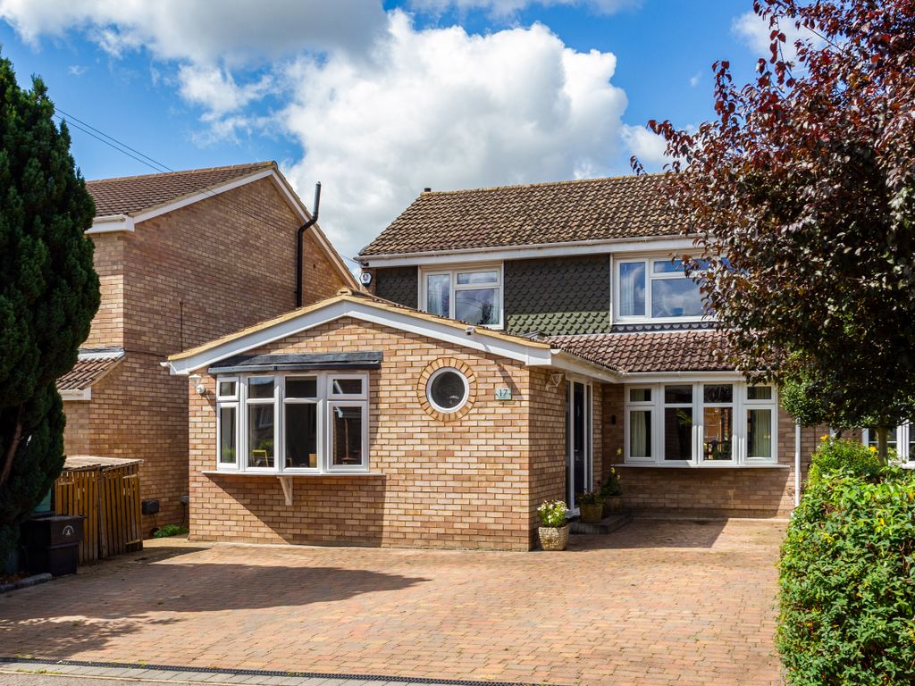 3 bed semidetached house for sale in Paddock Wood, Harpenden AL5, £