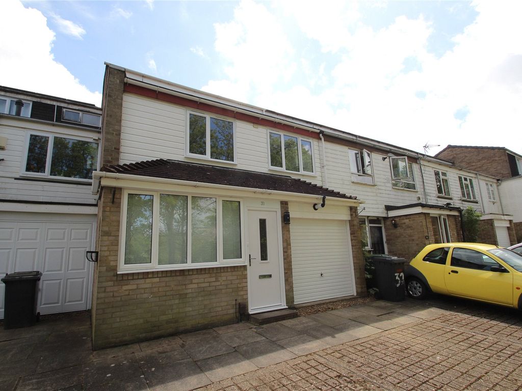 4 bed terraced house to rent in Wateridge Road, Basingstoke, Hampshire