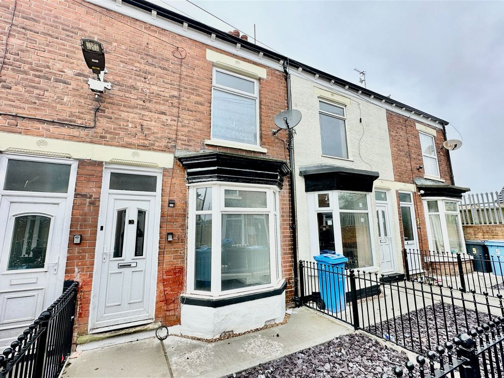 2 bed terraced house for sale in Silverdale Rosmead Street, Hull HU9, £