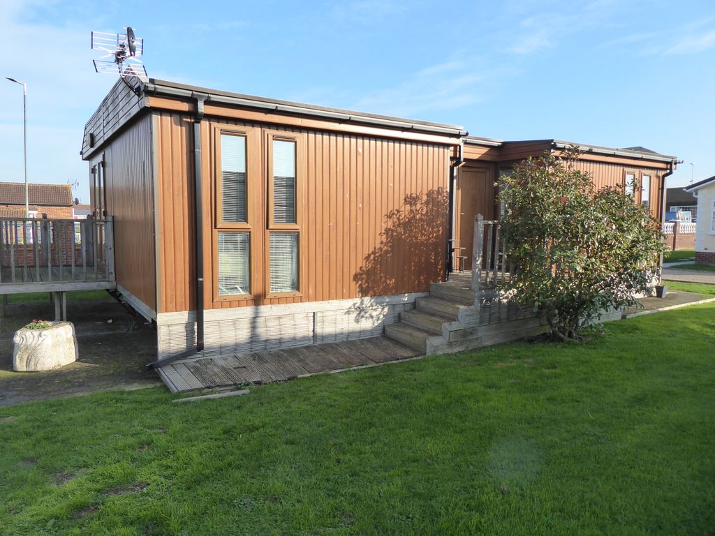 1 bed mobile/park home for sale in Saddlebrook Park, Warden Bay Road