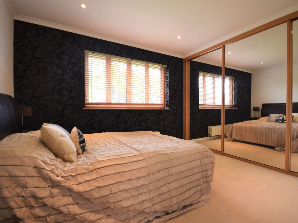 Room to rent in Meadow Way, Farnborough, Orpington BR6 Zoopla