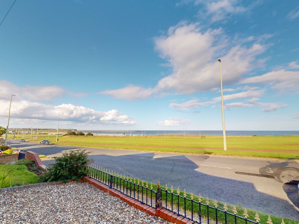 4 bed semidetached house for sale in The Broadway, South Shields, Tyne