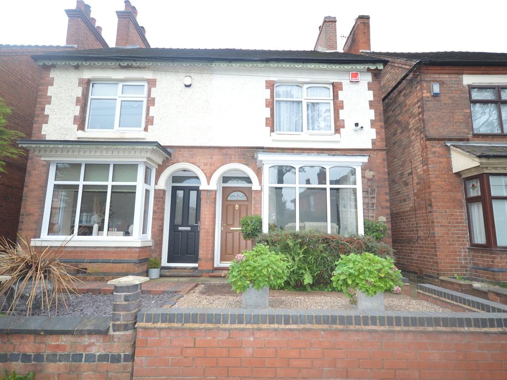 3 bed semidetached house for sale in Moira Road, Overseal, Swadlincote, Derbyshire DE12, £