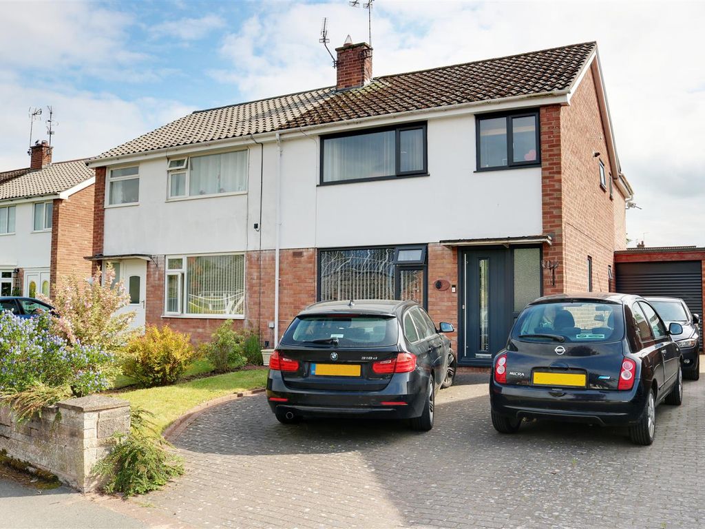 3 bed semidetached house for sale in College Road, Alsager, StokeOn
