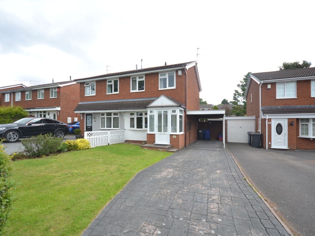 2 bed semidetached house to rent in Woodbridge Road, Westbury Park