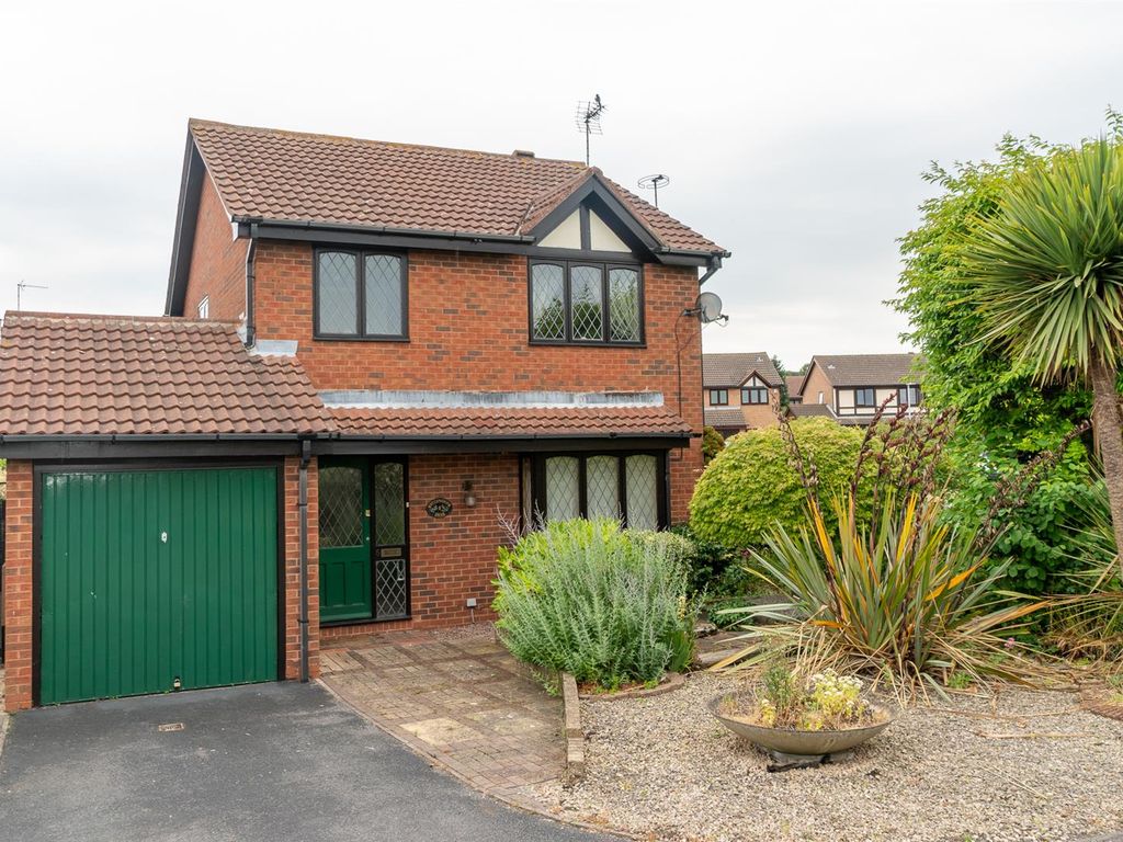 3 bed detached house for sale in Bressingham Drive, West Bridgford
