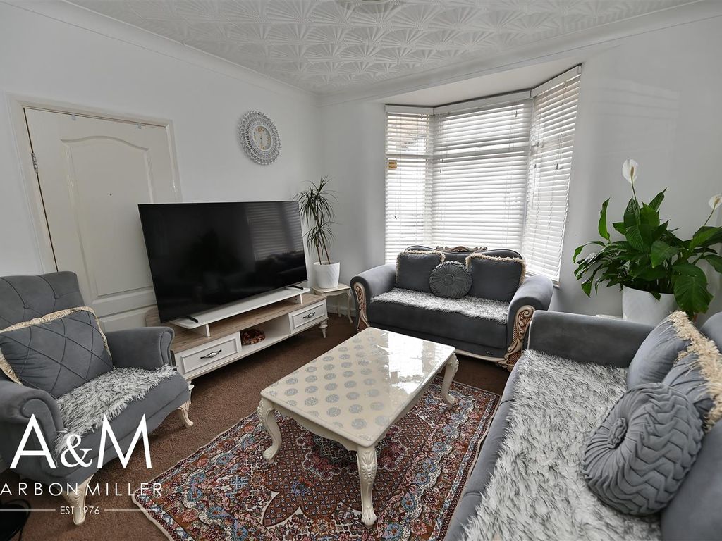 5 bed terraced house for sale in Victoria Road, Barking IG11 Zoopla