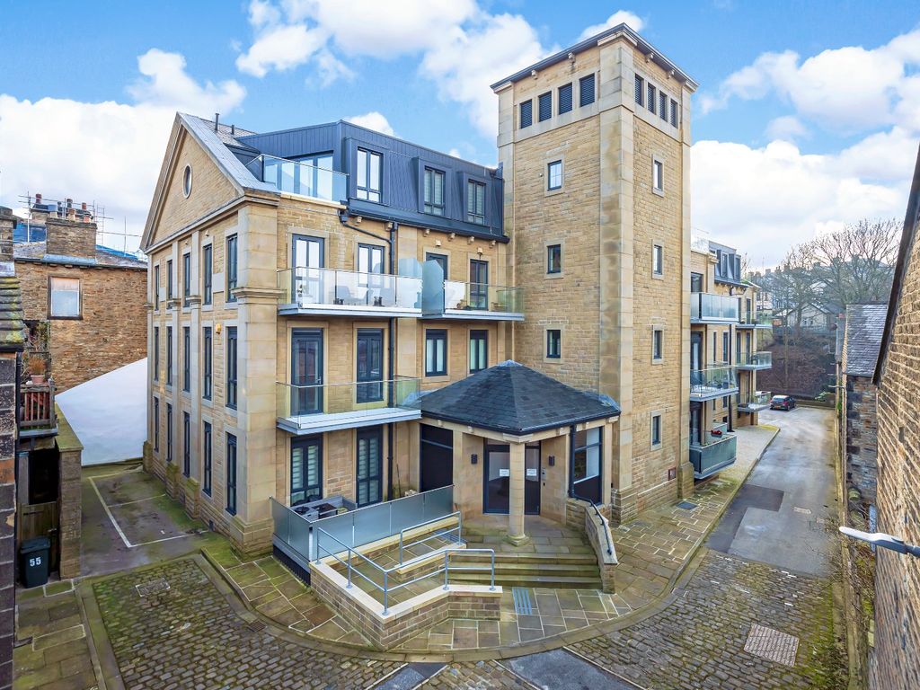 2 bed flat for sale in Cavendish Court, Skipton, North Yorkshire BD23
