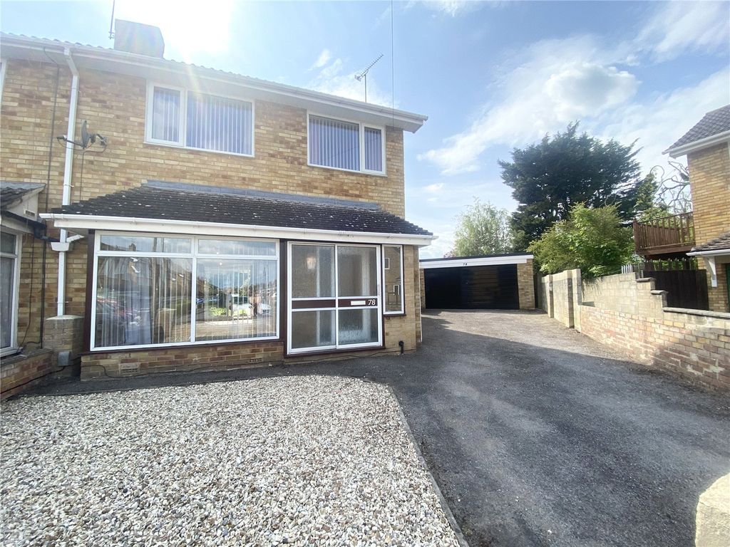 3 bed semidetached house to rent in Malvern Road, Swindon SN2 Zoopla