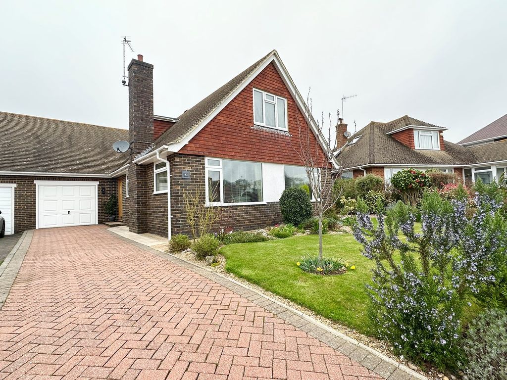 3 bed bungalow for sale in The Gorseway, BexhillOnSea TN39, £565,000