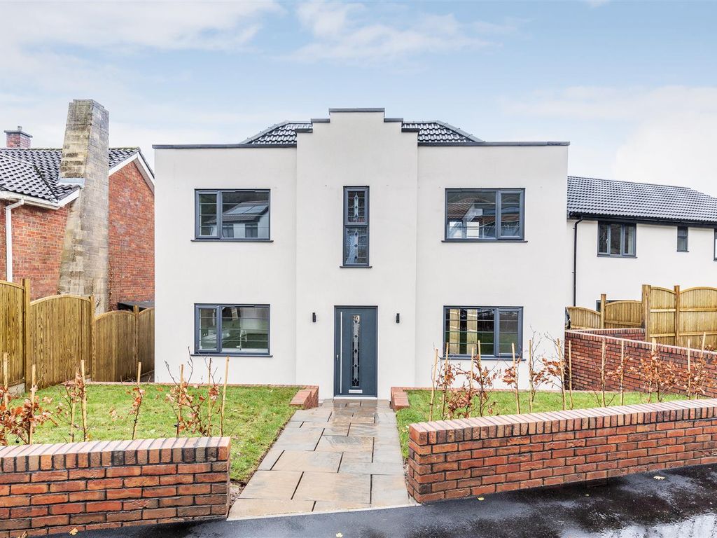 4 bed detached house for sale in Benville Avenue, Coombe Dingle