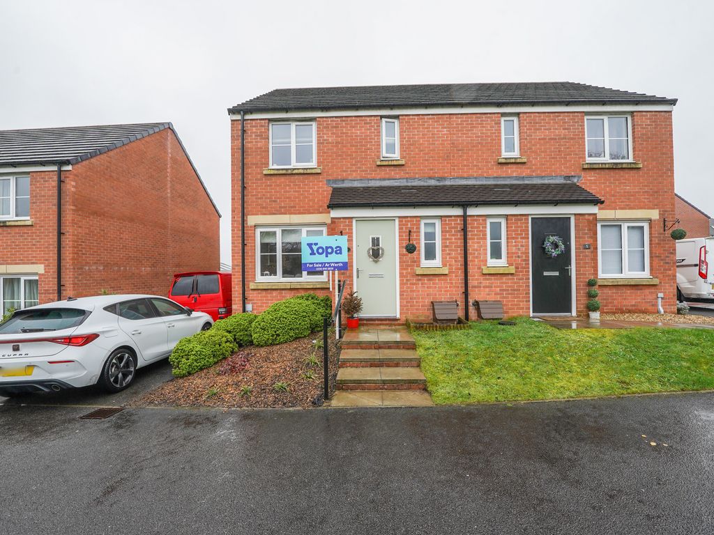 3 bed semidetached house for sale in Llwyngwern, Hendy, Pontarddulais