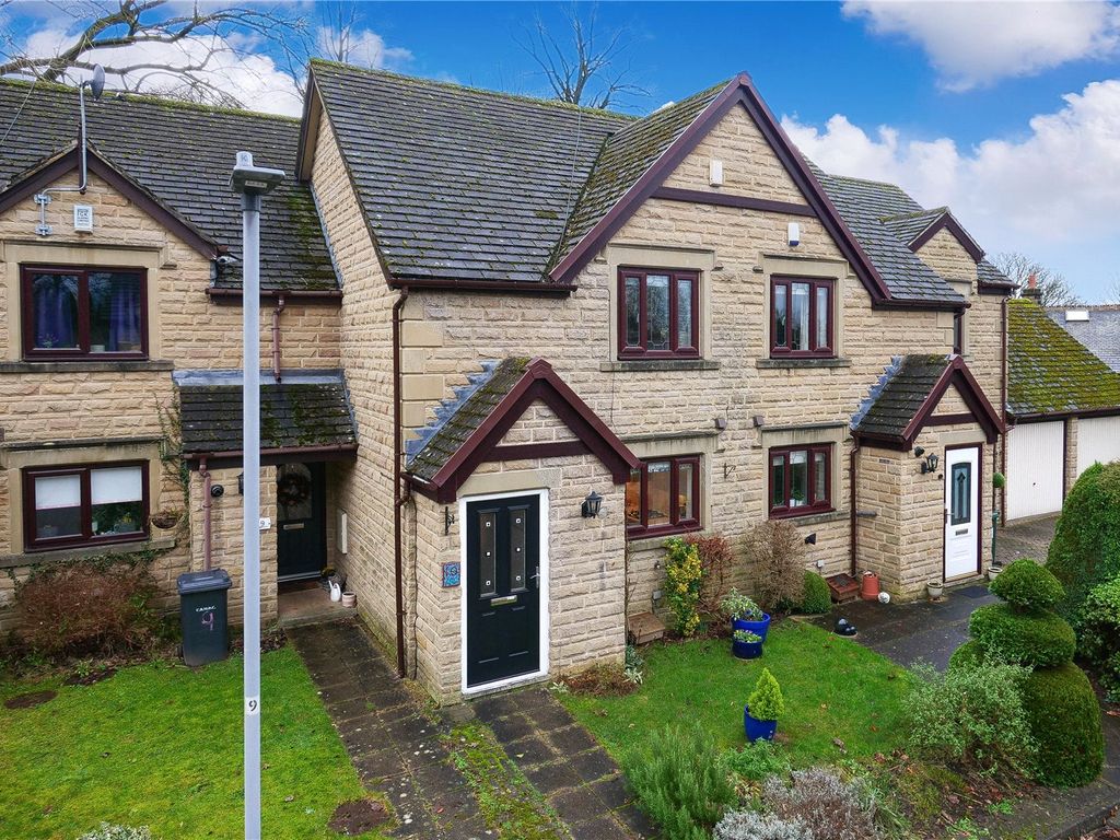 2 bed terraced house for sale in Bescaby Grove, Baildon, Shipley, West