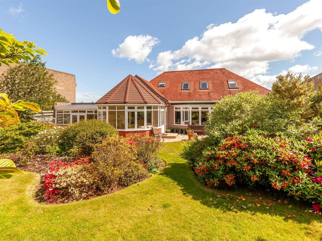 4 bed detached house for sale in Craigleith Crescent, Edinburgh, Midlothian EH4, £880,000 Zoopla