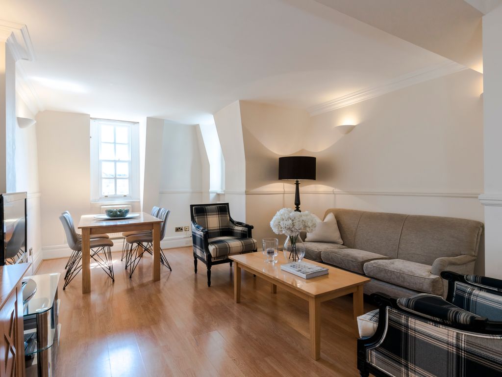 2 bed flat to rent in Baker Street, London W1U Zoopla