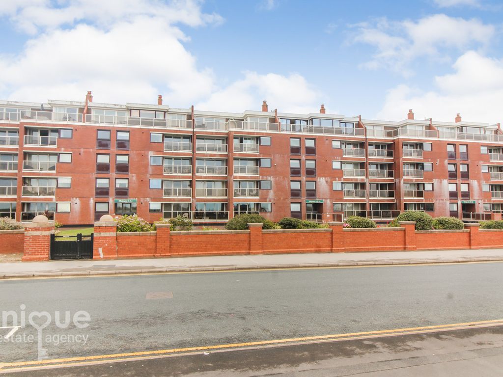 3 bed flat for sale in Majestic, North Promenade, Lytham St. Annes FY8
