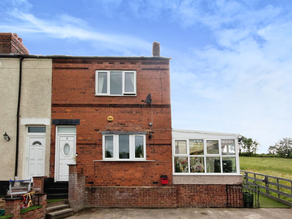2 bed terraced house for sale in Coed Y Felin Road, Brymbo, Wrexham