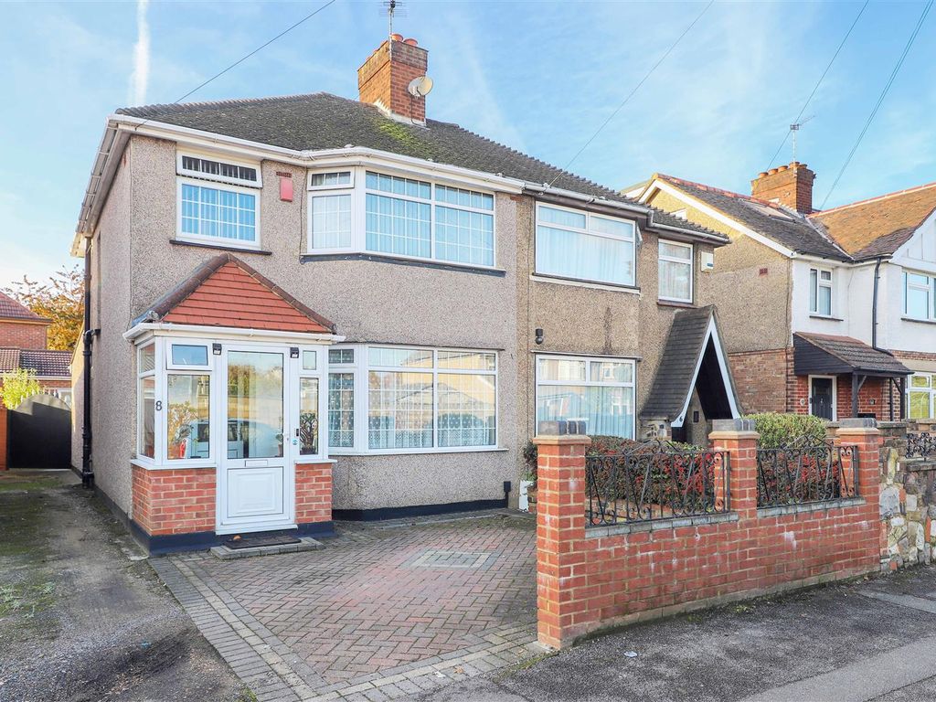 3 bed semidetached house for sale in Mildred Avenue, Hayes UB3, £