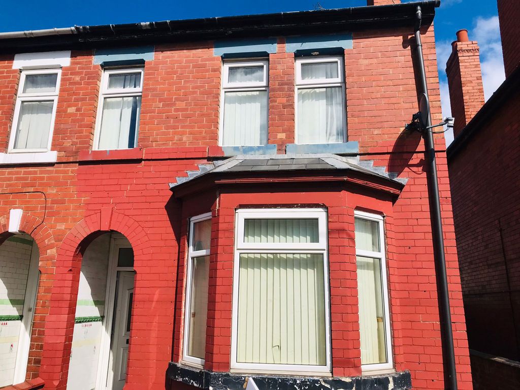 3 bed detached house for sale in Chequer Road, Hyde Park, Doncaster DN1