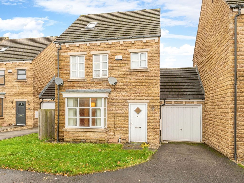 4 bed detached house for sale in Long Hill Road, Huddersfield HD2, £