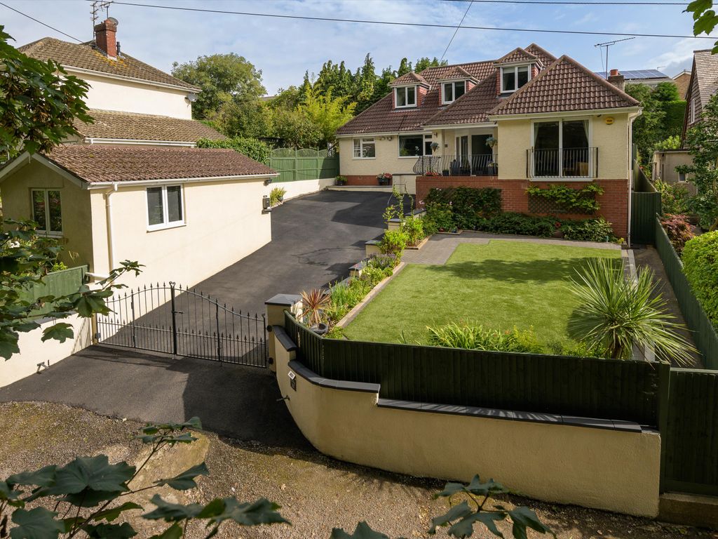 6 bed detached house for sale in Old Park Road, Clevedon, North