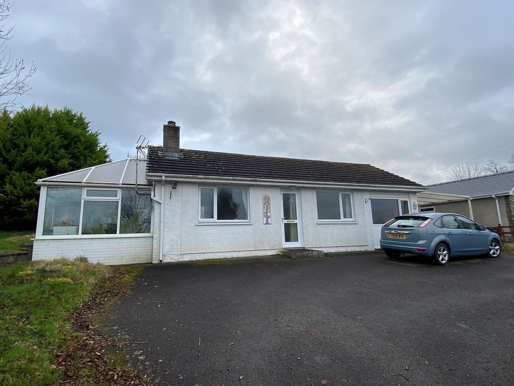 2 bed detached bungalow for sale in Llanwnnen, Lampeter SA48 Zoopla