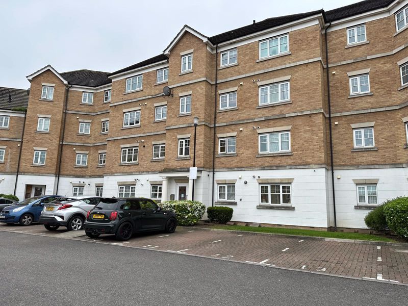 2 bed flat for sale in Symphony Close, Edgware HA8 Zoopla