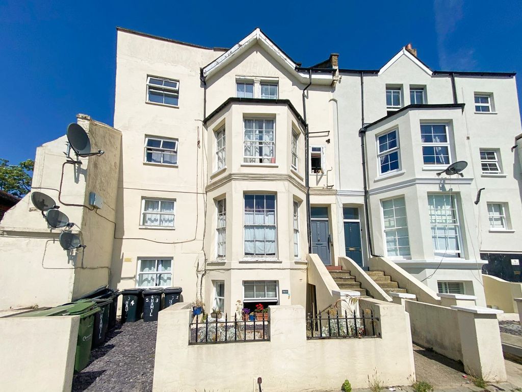 2 bed flat for sale in Hamilton Road, London SE27 Zoopla