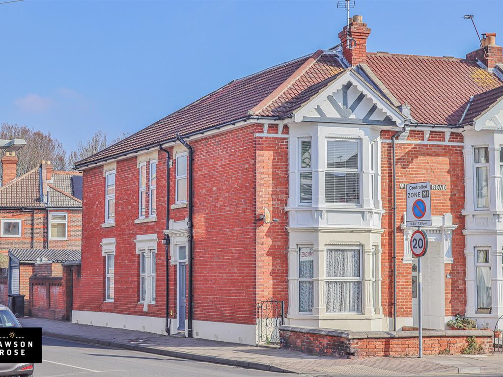 2 bed flat to rent in Wimborne Road, Southsea PO4 Zoopla