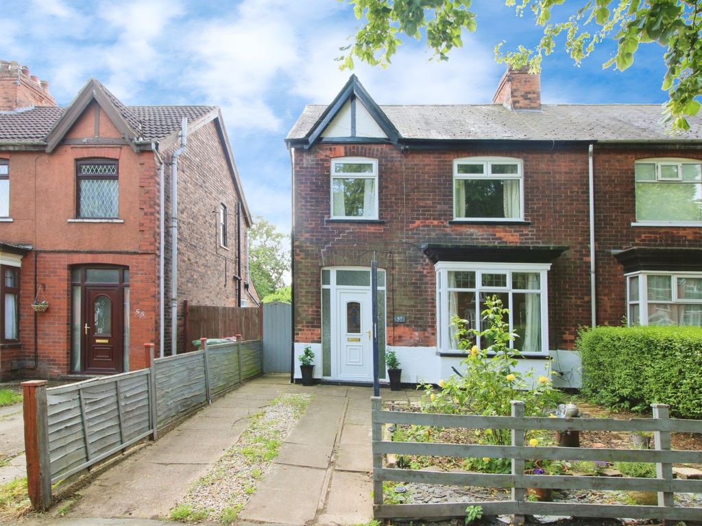 3 bed semidetached house for sale in Lloyds Avenue, Scunthorpe DN17, £