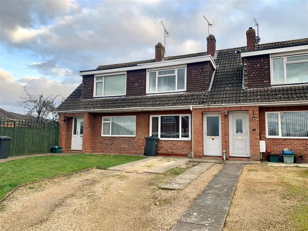 3 bed terraced house for sale in Harewood Close, Tuffley, Gloucester GL4 Zoopla
