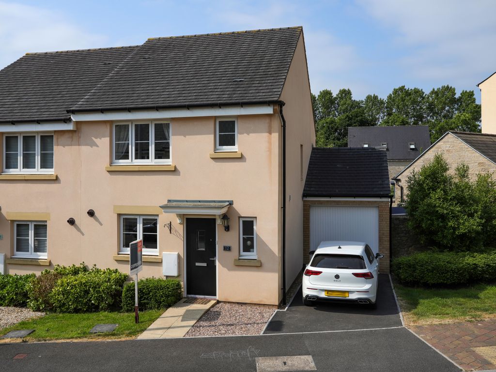 3 bed semidetached house for sale in Centenary Way, Bovey Tracey, Newton Abbot TQ13 Zoopla