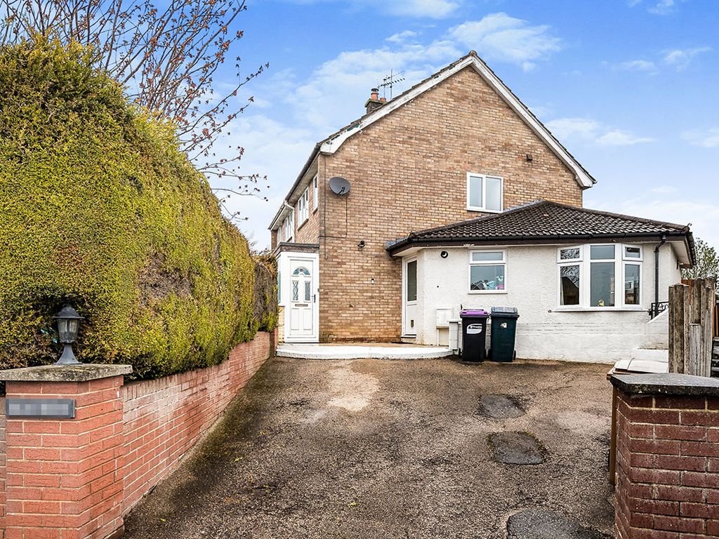 3 bed semidetached house for sale in Prince Charles Road, Oswestry