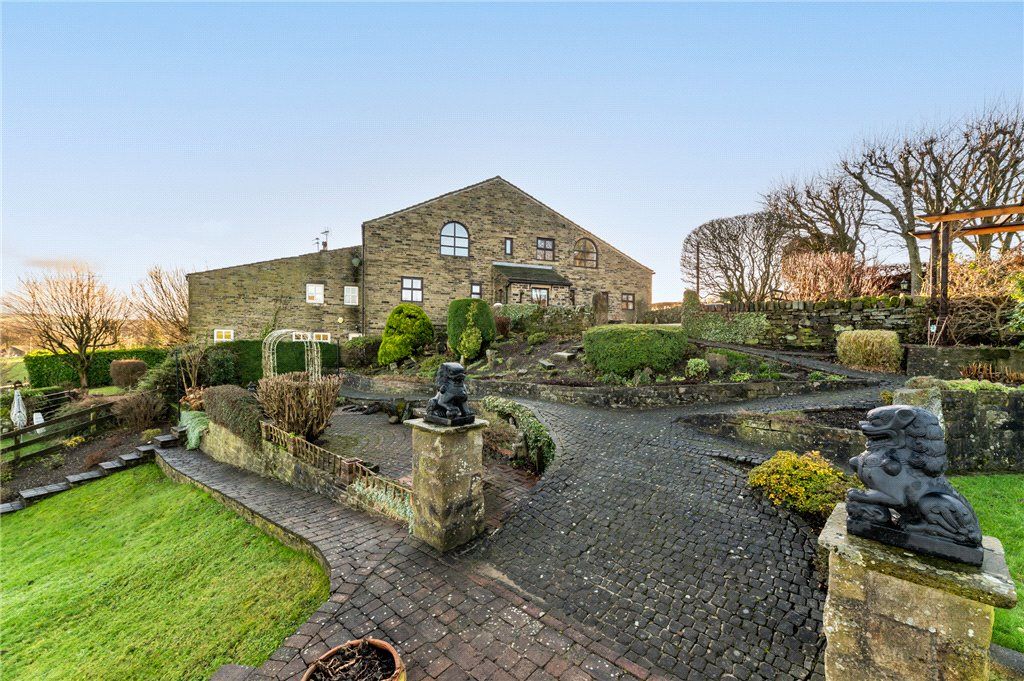 4 bed barn conversion for sale in Ryecroft, Harden, Bingley, West