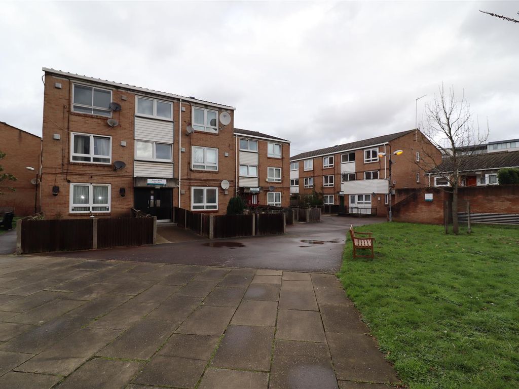 2 bed property to rent in Rodney Road, London SE17, £1,850 pcm Zoopla