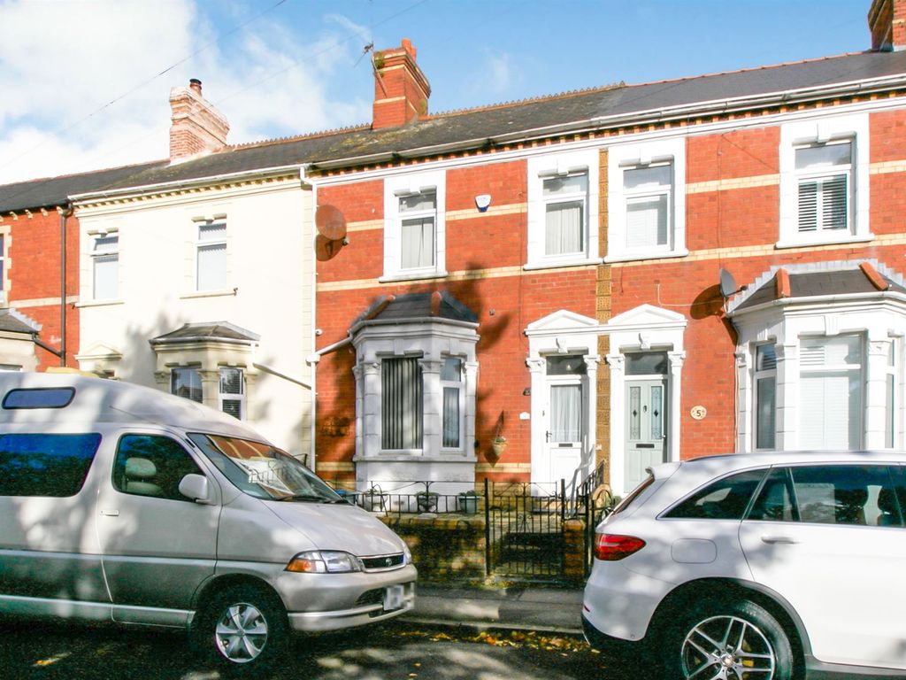 3 bed terraced house for sale in Cardiff Road, Barry CF63, £220,000